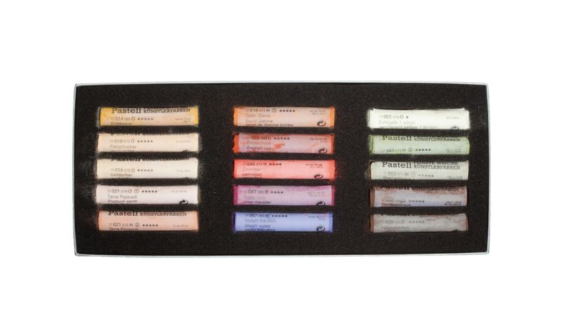 Cardboard set, 15 pastels, portrait