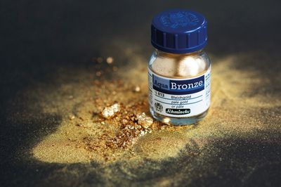 Aqua-Bronzes pale gold